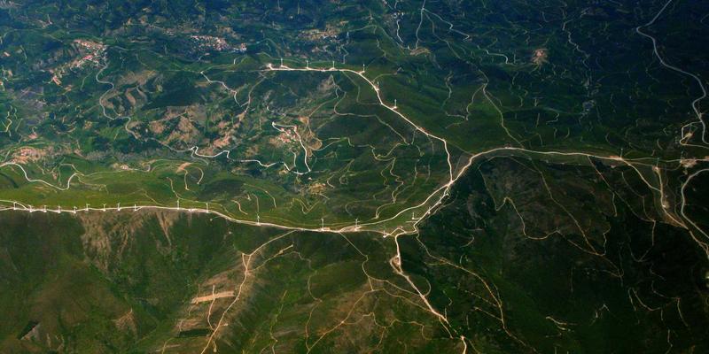 多云网络互联方案深度对比：云企业网、VPC对等与VPN网关的选型成本分析（附实战教程）